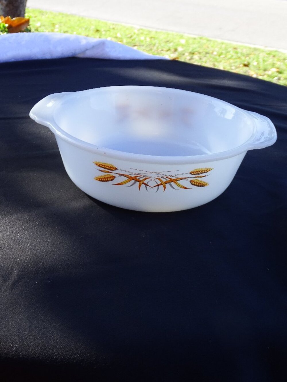Vintage Fire King 2 Qt Wheat casserole Round
